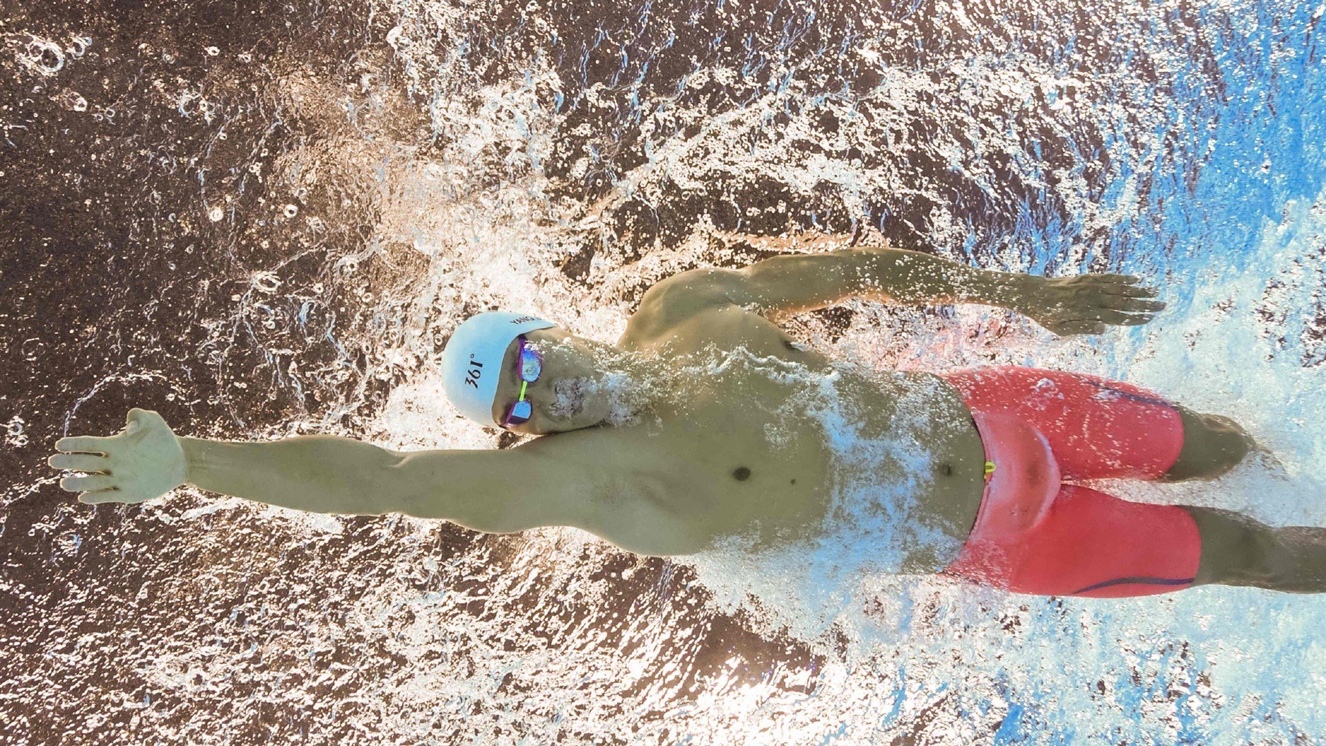 铁血新王!恩佐上演单场统治秀,皇马4-1碾压摩纳哥,新生代中场答案浮现